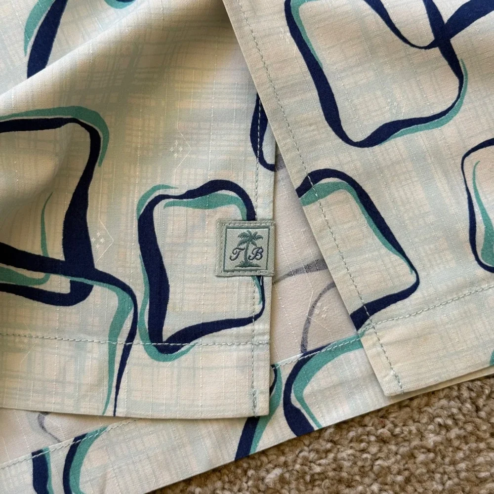 Tommy Bahama Button Down Men 3XL White Blue Silk Geometric Short Sleeve Shirt